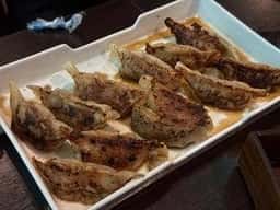 confiance シャンパンバー＆カフェ