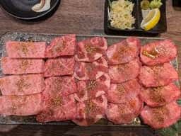 炭火焼肉 康