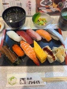 立喰い寿司 鮨處八千代 新宿三丁目店