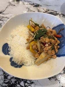 タイ食堂&BAR PINTO CAFE