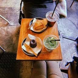 DAVADA COFFEE&RECORDS