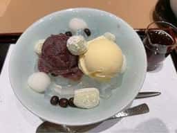 鶴屋吉信 東京店