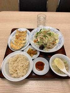 ぎょうざの満洲 椎名町駅店