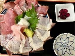 氷見 魚市場食堂