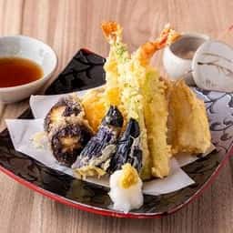 天婦羅と刺身 板前料理 魚天