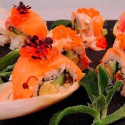 SHARI’sロール寿司バル