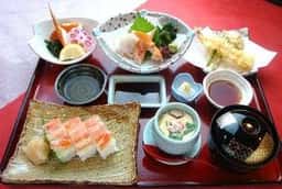 かに通 博多店
