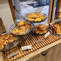 CASCADE ソコラ塚口店