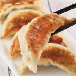 三代目ザ・肉餃子&台湾酒場 台北餃子館 東戸塚駅前店