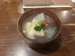 奄美沖縄料理と島酒 朝伊名