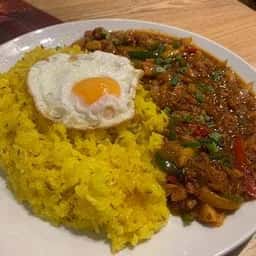 LAVISH SPICE KITCHEN 分倍河原店