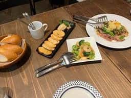 ビストロ オム 鎌倉