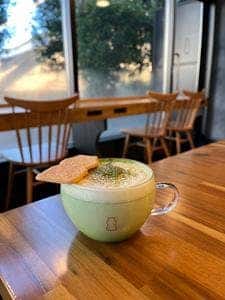 ヤクルト御本丸カフェ&ギャラリー