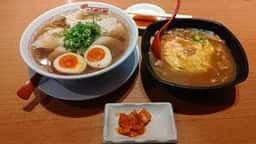 二両半 布施駅前店