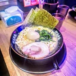 壱角家 新宿靖国通店