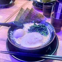 壱角家 新宿靖国通店