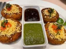 BOMBAY SIZZLERS
