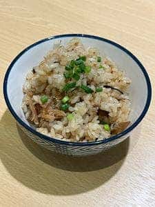 つかや