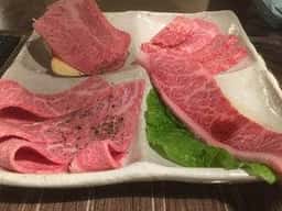 焼肉の琥珀屋