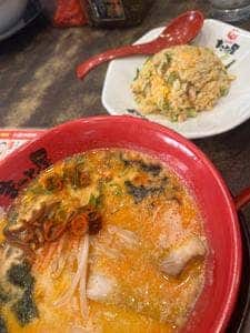 ラーメン まこと屋 箕面牧落店