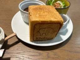 Elefans’ Cafe&BAL