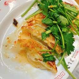 大阪餃子専門店よしこ青物横丁店