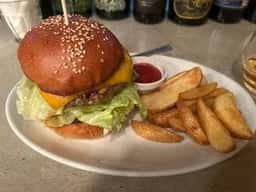 BEER PUB CAMDEN 池袋東口店