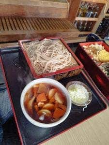土子そば店