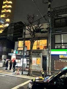 ベトナム屋台スタンド めくる荘