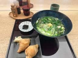 京出汁おいなり 釣狐 大阪国際空港店