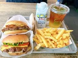 シェイクシャック 東京国際フォーラム店