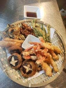 春秋IZAKAYA