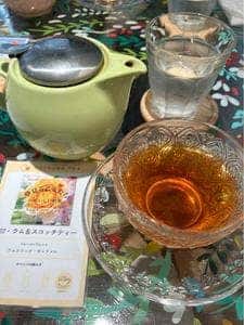 YOTSUBA TEA