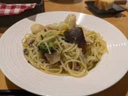 ランドリーとパスタのお店 こむぎ日和