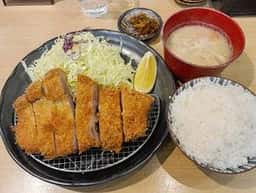 とんかつ檍のカレー屋 いっぺこっぺ 新橋店
