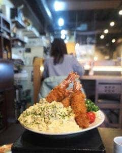 串揚げと小料理の店おとん