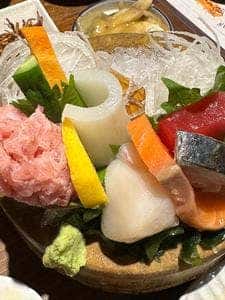 魚屋 うきうきらんらん 三鷹