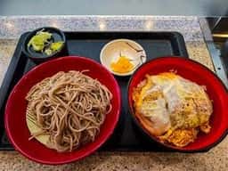 名代 富士そば 渋谷東口店