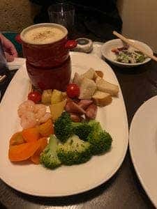 洞窟個室ダイニング THE CAVE 新宿総本店