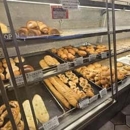 石窯パン工房 グーテ・ルブレ 入谷店