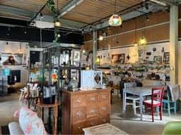 nanairo gallery&cafe