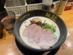 とんこつラーメン 博多風龍 新橋店