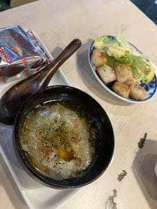 立ち飲みバル タッタシーテ