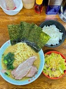 横浜家系ラーメン 上々家