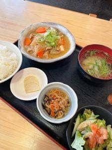 炭火串焼酒場 串吉