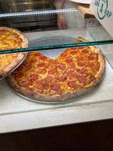 Maple Pizza