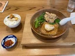 にく豆腐しげ子