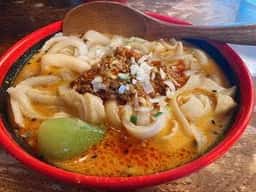 刀削麺倶楽部