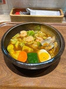 カレー食堂 心 西新宿店