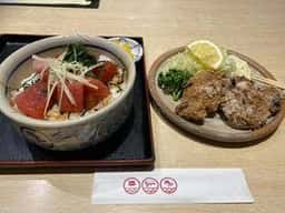 鮪小屋本店 エスカ店